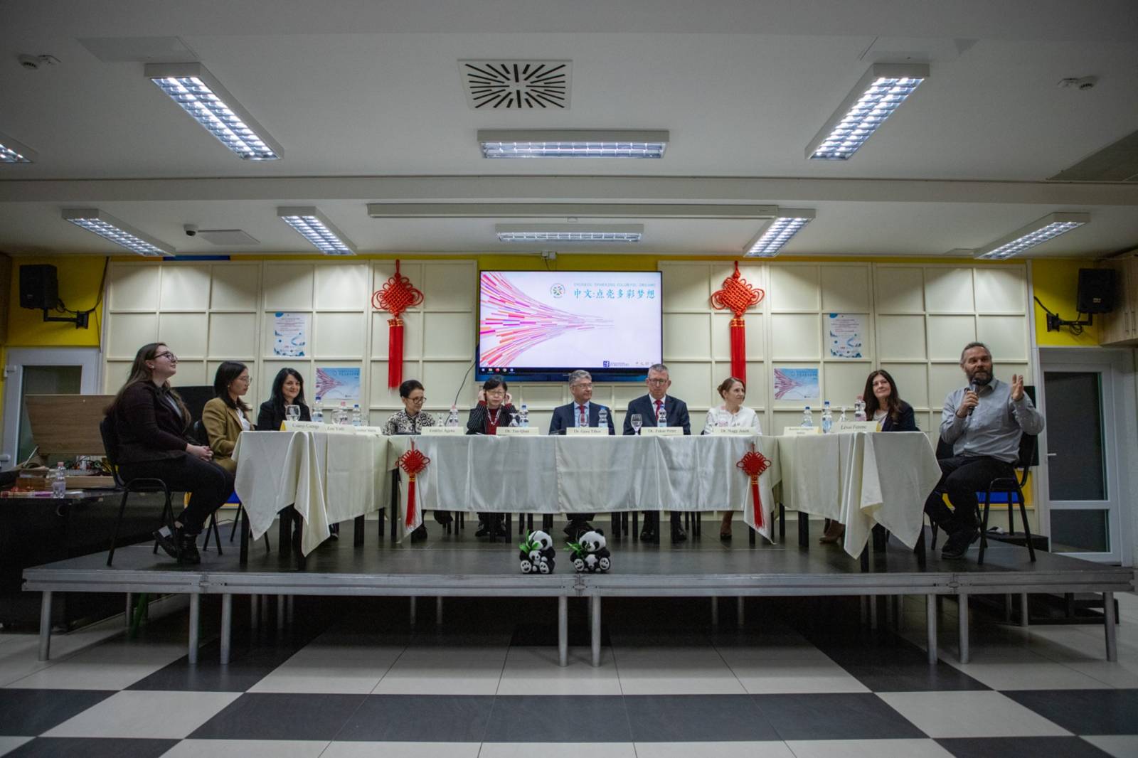 Kerekasztal beszélgetés